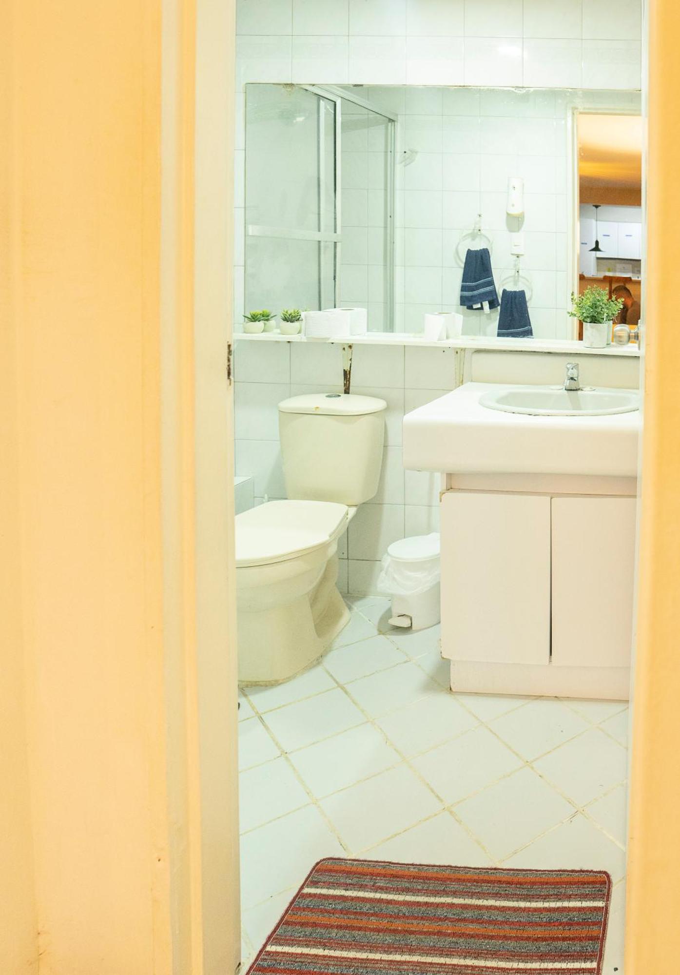 Africa House-Casa Hotel Laureles-La70 เมเดยิน ภายนอก รูปภาพ