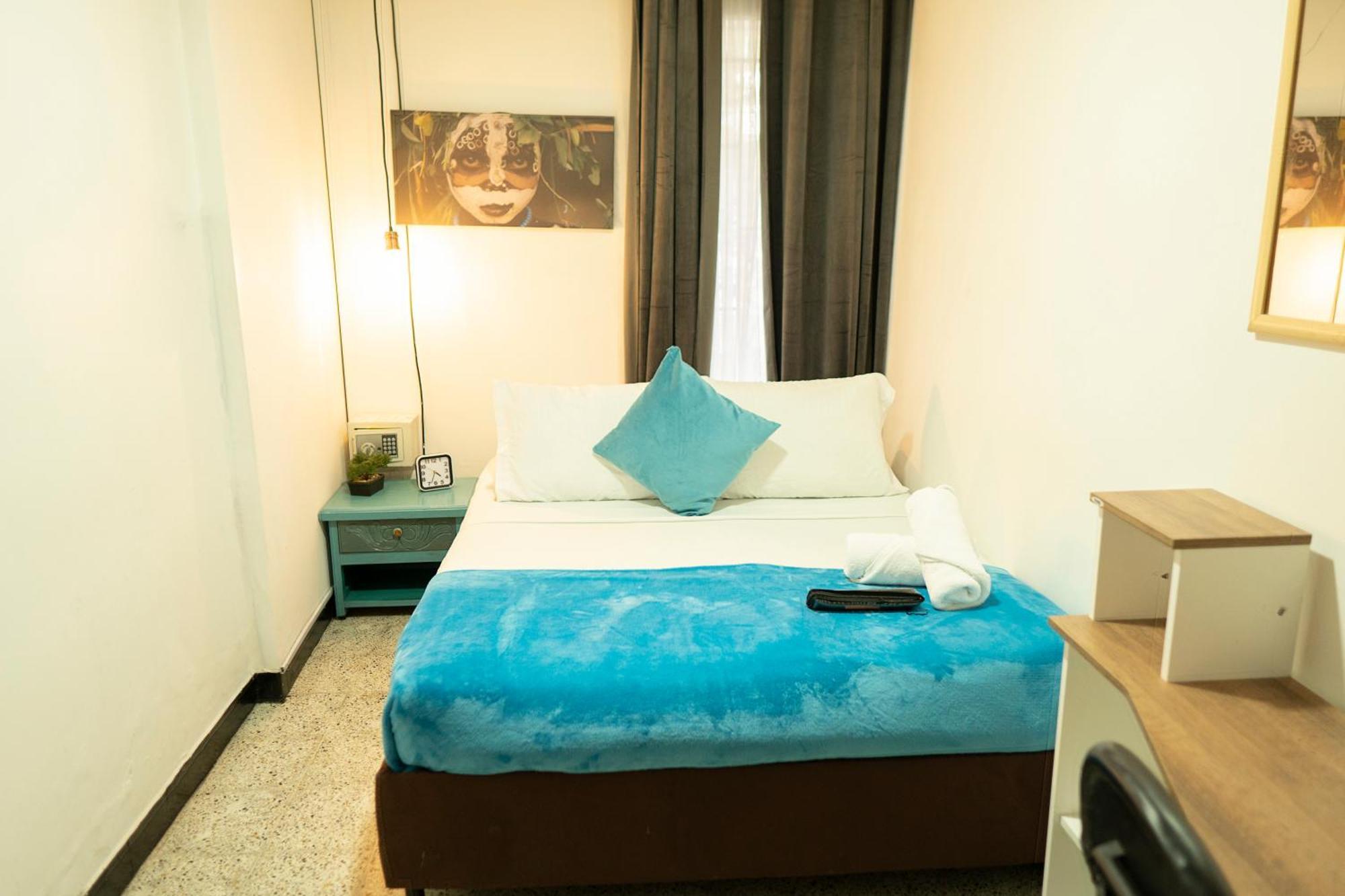 Africa House-Casa Hotel Laureles-La70 เมเดยิน ภายนอก รูปภาพ